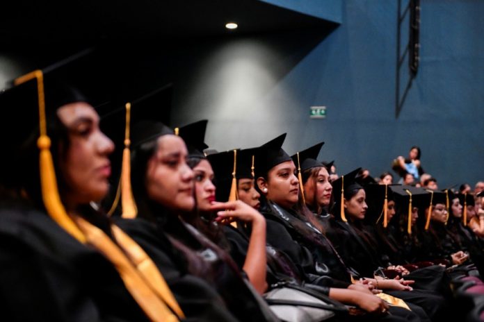 Ceremonia de egreso de Trabajo Social y gerontología_d
