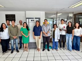 DIF Municipal de Manzanillo dona equipo para investigación marina a la UdeC