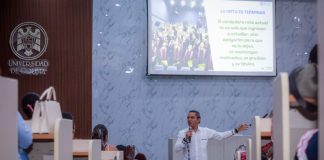 Familia y universidad deben hacer equipo en la formación de jóvenes: rector