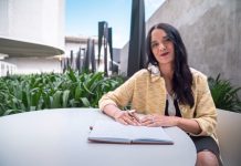 Gana Alma Delia Murillo Premio de Narrativa Colima 2026 por su obra “Raíz que no desaparece”