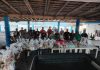 Entregan 80 despensas, agua, ropa y calzado a familias de El Paraíso