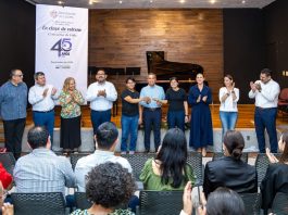 Inicia IUBA festejos por su 45 aniversario con entrega de piano y concierto de gala