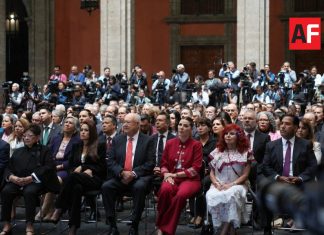 Lemus acude al Segundo Informe de Sheinbaum y destaca la coordinación con la Federación