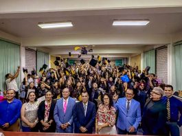 Concluyen 65 jóvenes la Licenciatura en Enseñanza de Lenguas de la UdeC