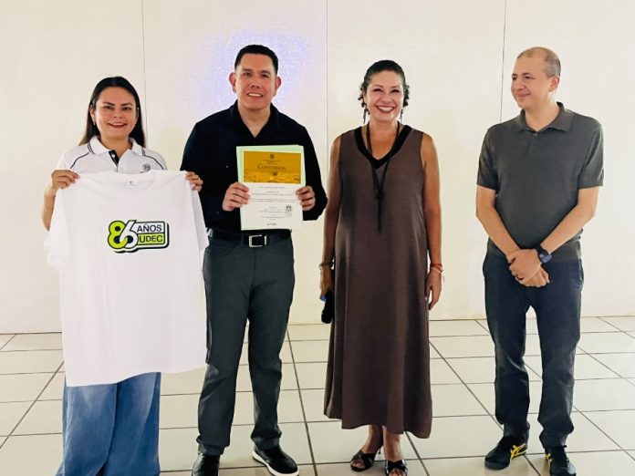 Límites que educan, escuela para padres en Manzanillo_c
