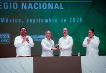 Universidad de Colima otorga su máxima distinción a El Colegio Nacional