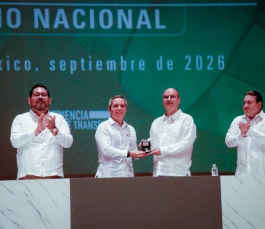 Universidad de Colima otorga su máxima distinción a El Colegio Nacional