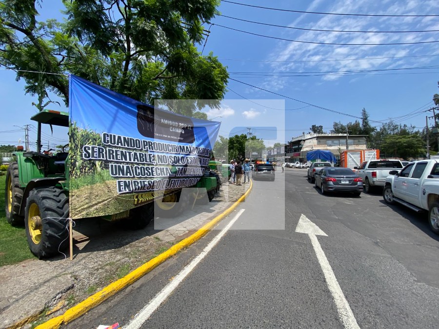 Productores-de-maíz-se-manifestaron-enJalisco8