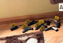 Aseguran 16 armas y artefactos explosivos en cateos a inmuebles de Villa de Álvarez