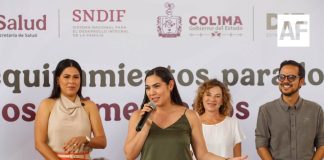 Indira Vizcaíno entregó dos canchas nuevas de futbol 5 en Manzanillo y Tecomán