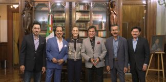 Sheinbaum recibe a los Tigres del Norte en Palacio Nacional
