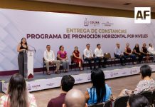Indira Vizcaíno entregó a 870 constancias a docentes de incorporación al nivel O1 de promoción horizontal