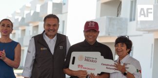 Este miércoles se entregaron 52 hogares del programa Viviendas para el Bienestar en Villa de Álvarez