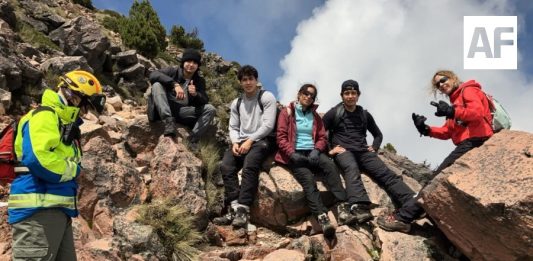 Localizan a cinco personas extraviadas en el Nevado de Colima; una joven resultó lesionada