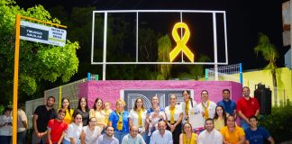 Con encendido de Lazo Dorado, inicia Tey Mes de Concientización del Cáncer Infantil