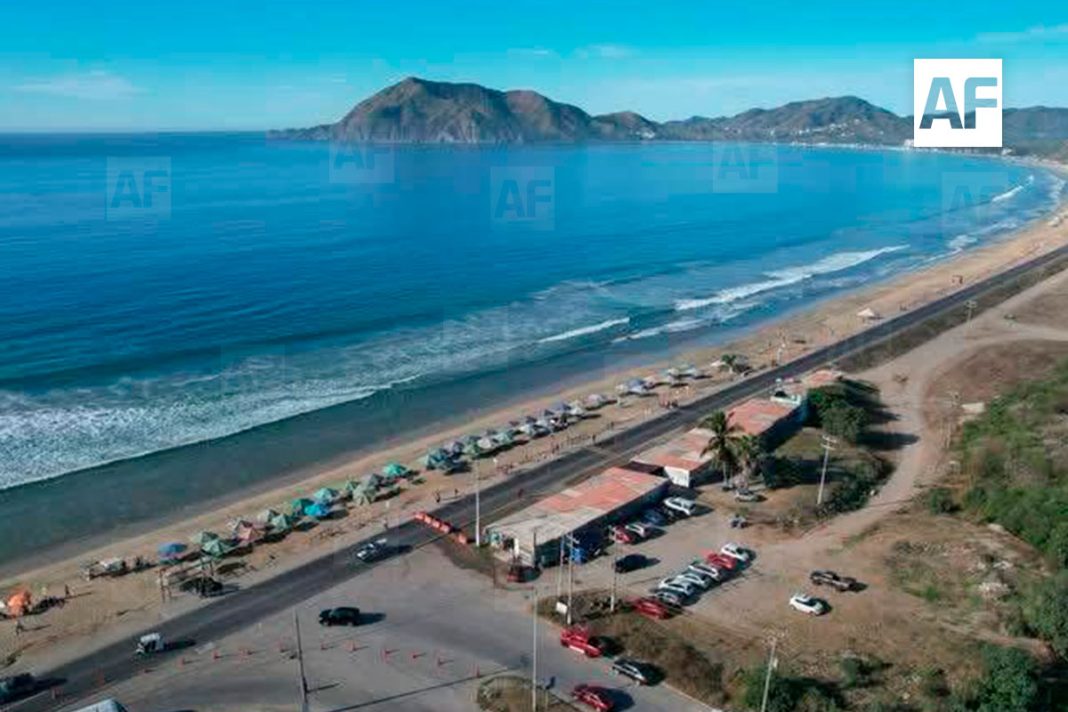 malecon-miramar-penitas-manzanillo