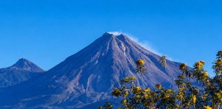 Volcán de Colima permanece estable y con riesgo bajo para la población: UEPC
