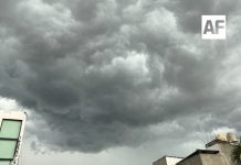 Lluvias muy fuertes, calor de hasta 40 grados y oleaje para Colima este lunes