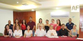 Educación Colima entregó 10 plazas de Educación Especial; 7 de ellas de nueva creación