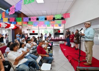 Cultura Colima inaugura la Gran Venta Nocturna del Fondo de Cultura Económica; termina este jueves