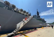 Visitas a buques japoneses en Manzanillo registran amplia respuesta del público