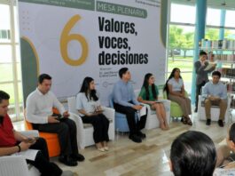 Analizan estudiantes uso ético de la Inteligencia Artificial (IA) en sus trabajos escolares