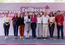 En Cuauhtémoc, Indira Vizcaíno inició la entrega de ColiBecas Computadoras por quinto año consecutivo
