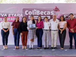 En Cuauhtémoc, Indira Vizcaíno inició la entrega de ColiBecas Computadoras por quinto año consecutivo