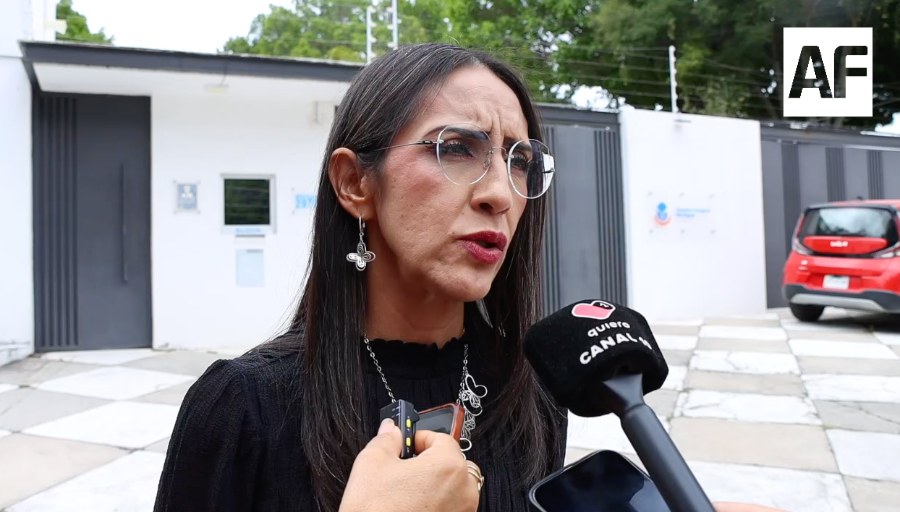 Entrevista-Laura-Imelda-Pérez-Segura1