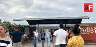 Padres de familia piden reforzar seguridad en secundaria Octavio Paz