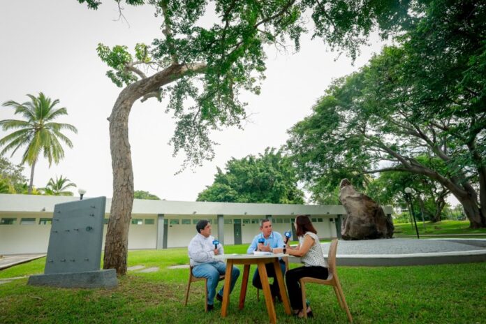 Rectoría en frecuencia desde el campus Griselda Álvarez_a