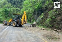 SICT despliega 28 cuadrillas en Jalisco ante impacto del huracán “Simón”