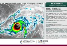 Huracán Simón se ubica a 95 kilómetros de Manzanillo; se prevén lluvias torrenciales en Colima: PC