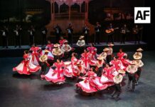 Exitosa función gratuita del Ballet Folklórico de la UdeC en el Festival ‘Alfonso Michel’