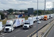 Transportistas bloquean parcialmente accesos a Guadalajara por segundo día consecutivo