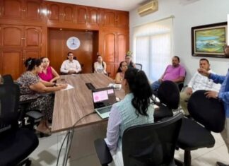 Salud Colima brinda charlas de prevención del cáncer de mama en centros educativos y espacios laborales