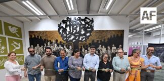 Cultura Colima celebra 30 años del Centro de Formación y Producción en Artes Gráficas ‘La Parota’ de Comala, con mural colectivo de xilografía