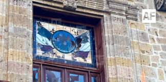 Vinculan a proceso a cinco hombres por daños al edificio del Poder Judicial en Guadalajara