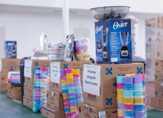Gobernadora Indira Vizcaíno entregó equipamiento a espacios alimentarios DIF de Colima y Villa de Álvarez