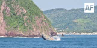 Hunden exbuque Cora frente a Juluapan, Manzanillo; formará parte de un arrecife artificial