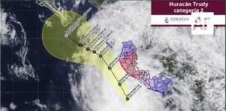 Huracán Trudy se intensifica a categoría 2 al sur de Colima; prevén lluvias intensas y oleaje de hasta 7 metros