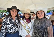 Indira Vizcaíno disfruta tradición de la Entrada de la Música en Cuauhtémoc