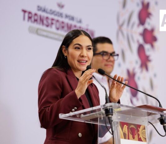 Indira lamenta deterioro de servicios públicos municipales, principalmente en Colima; anuncia intervención estatal en la capital