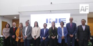 INE anuncia revisión de cargos directivos y confirma tres renuncias