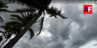 Prevén lluvias fuertes y oleaje de hasta 3 metros en Colima por el huracán Trudy