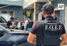 Desmantelan almacén de violentos ‘robacarros’; capturan a 2 en Tlajomulco, Jalisco
