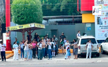 Urgen más espacios dignos para esperar el transporte público en Colima