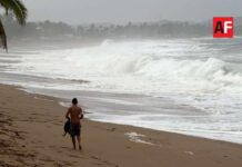 Huracán Trudy se aleja de Colima; mantienen pronóstico de lluvias fuertes y oleaje de hasta 6 metros