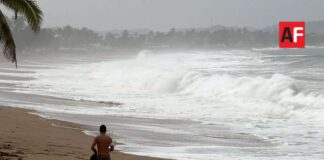 Huracán Trudy se aleja de Colima; mantienen pronóstico de lluvias fuertes y oleaje de hasta 6 metros