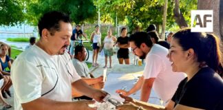 Subsejuv Colima inicia programa de entrega de lentes gratuitos en Tecomán